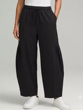 DLOODA Relaxed Wide-Leg Black Pull-On Pants with Drawstring